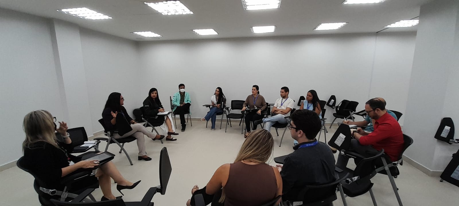 Leia mais sobre o artigo Hospital da Mulher D. Creuza Pires avança na implantação do AGHUse com alinhamento e treinamento da equipe